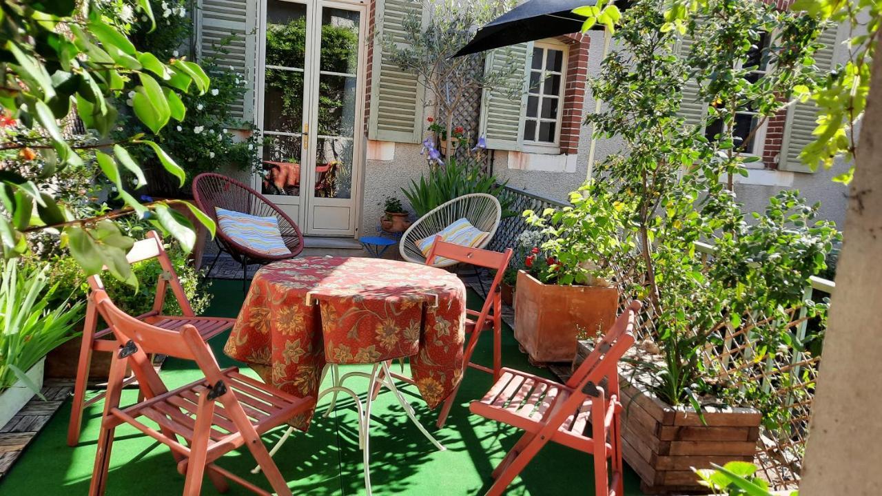 La Virgule De Tanlay Bed & Breakfast Eksteriør bilde